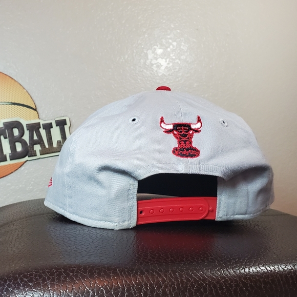 Chicago Bulls New Era Snap back Quality Embroidered Cap - Picture 9 of 12